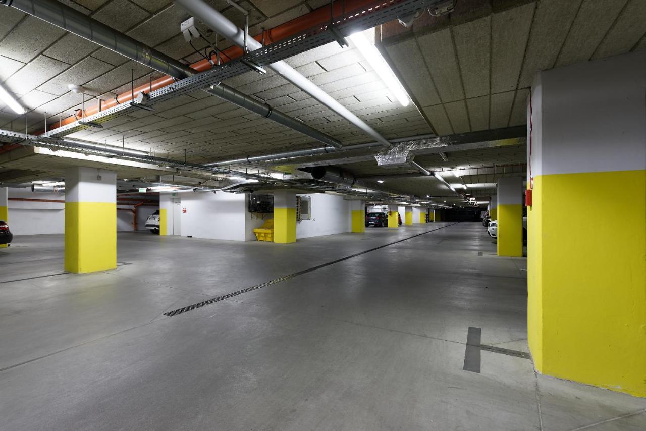 Art Apartament Parking By Impero 波兹南 外观 照片